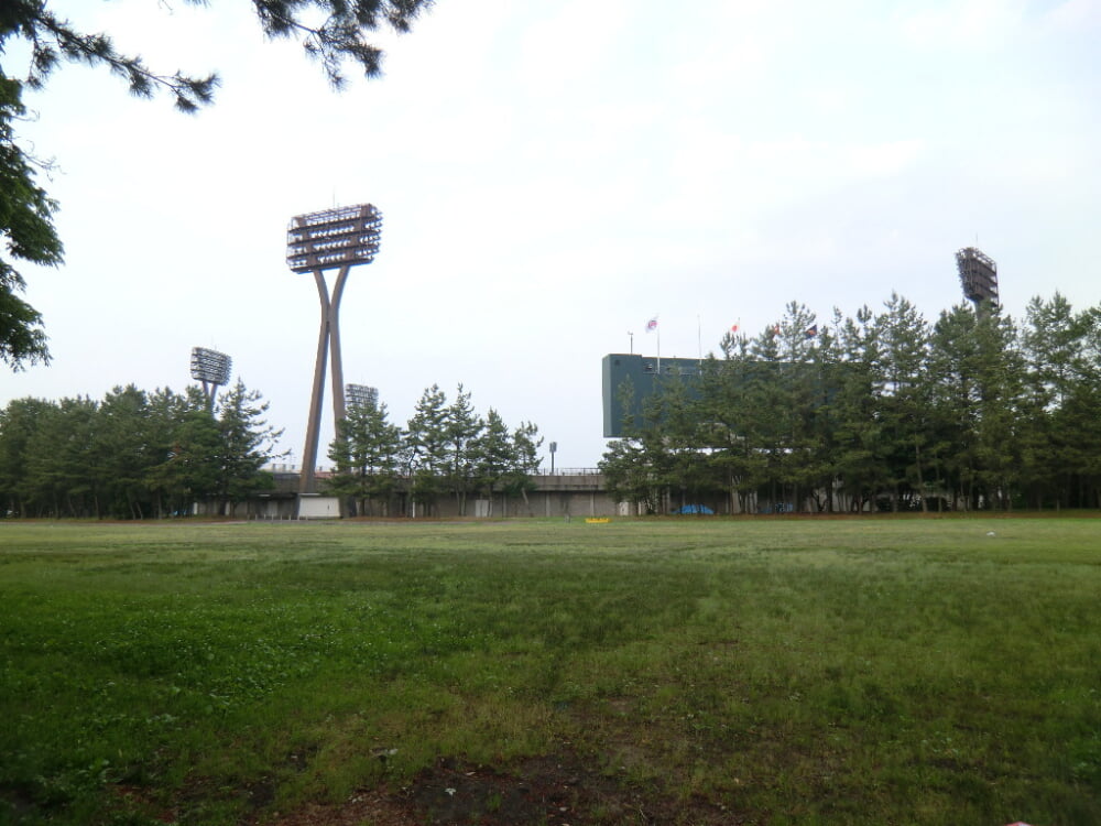 石川県立野球場の写真2