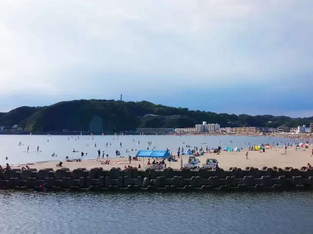 逗子海岸海水浴場の写真1
