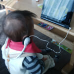 赤ちゃんとのお出かけに必須！最強の『ぐずり対策』グッズ